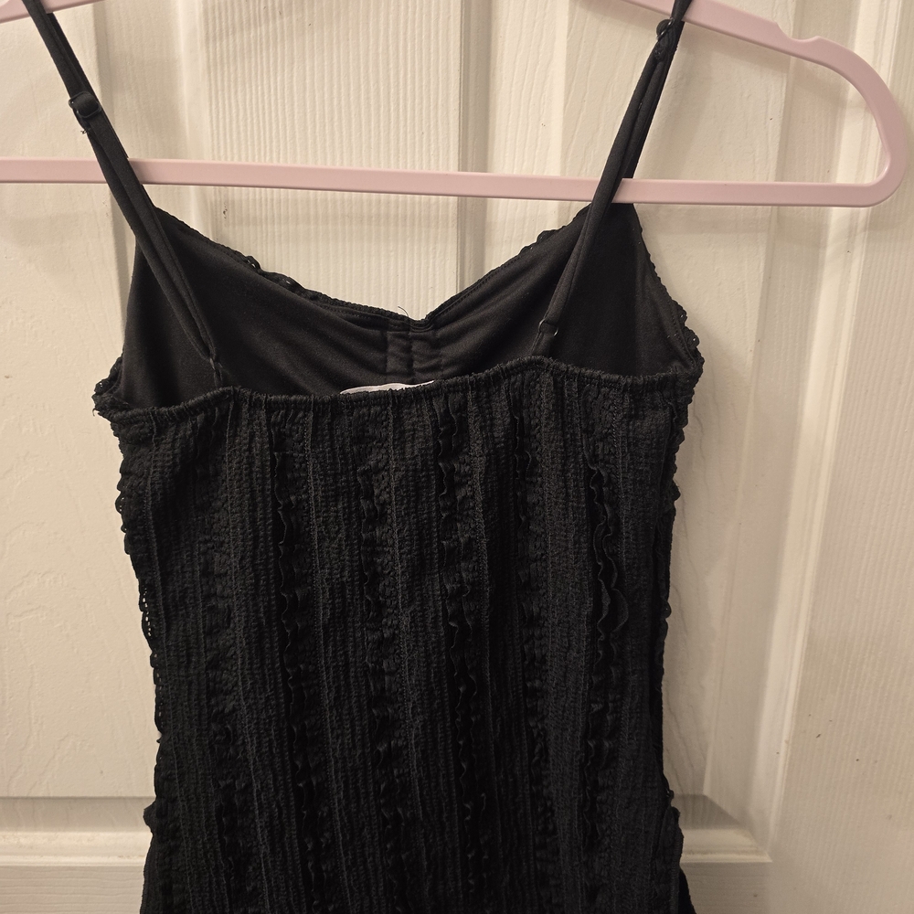 Black Ruffled Smocked Tank Top - Picture 2 of 3